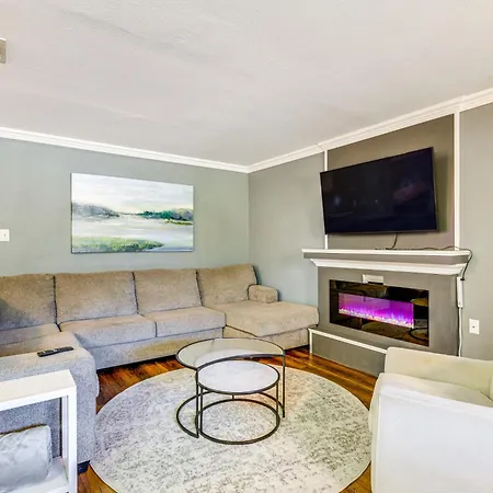 Game Room And Grill Family Home In Corpus Christi!